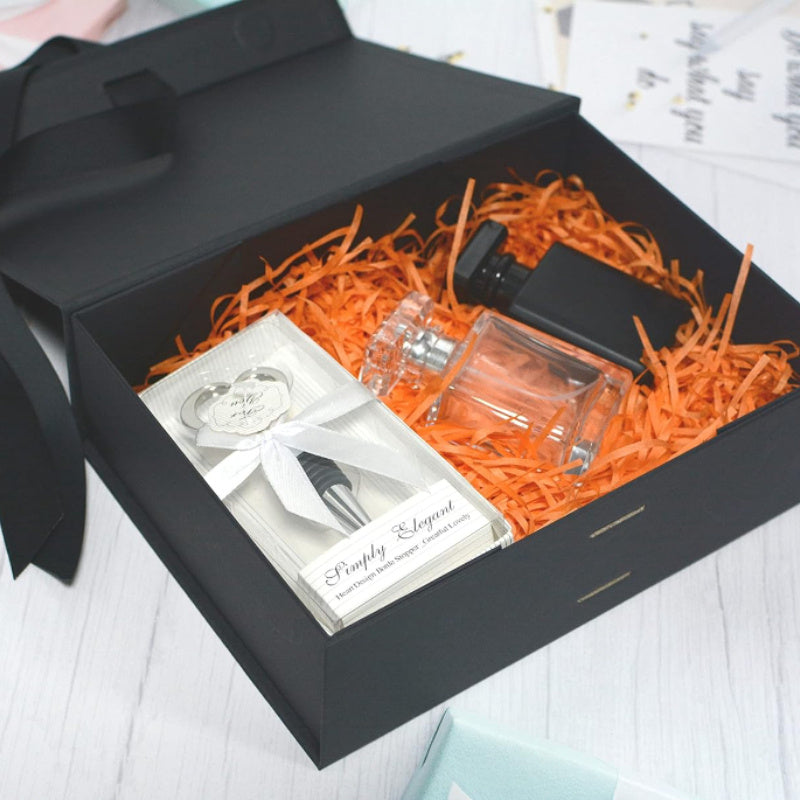 2pcs, Set Black Luxury Magnetic Gift Box With Lid, Ribbon And Gift Bag, Combination 1pc Gift Box Medium Size, 9.4x7x3 Inches, Perfect For Christmas, New Year, Wedding, Birthday, Men's Clothing Packaging Gift Box Fashion Simpl