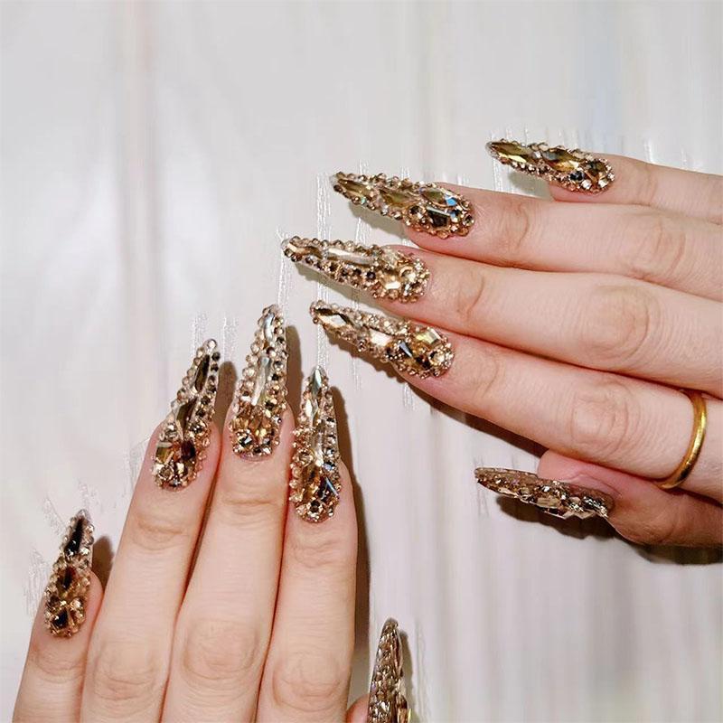 Luxurious 10PCS Golden Glitter Stiletto Press-On Nail Forms Set