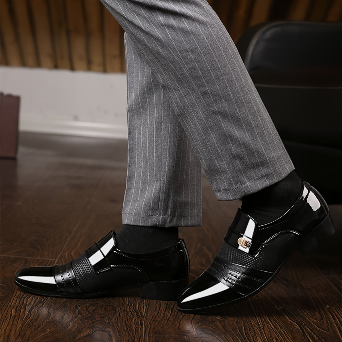 Plus Size Men's Solid Color Slip On Business Shoes