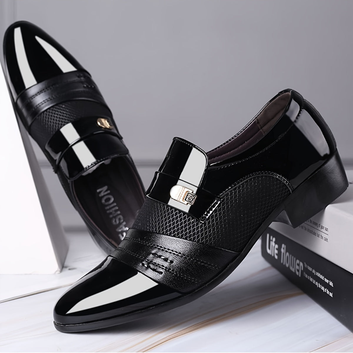 Plus Size Men's Solid Color Slip On Business Shoes