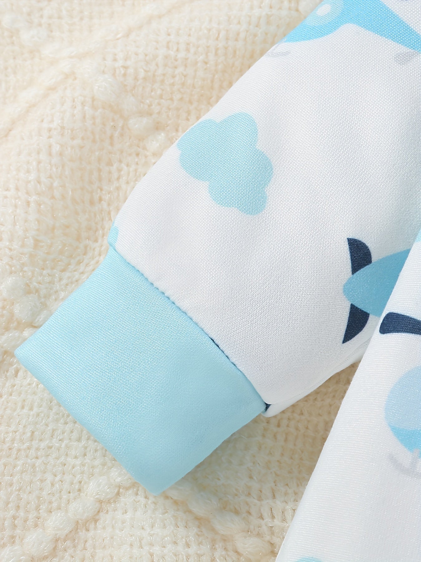 9pcs of Long-Sleeved, Foot-Covering Onesies for Newborn Babies And Toddlers