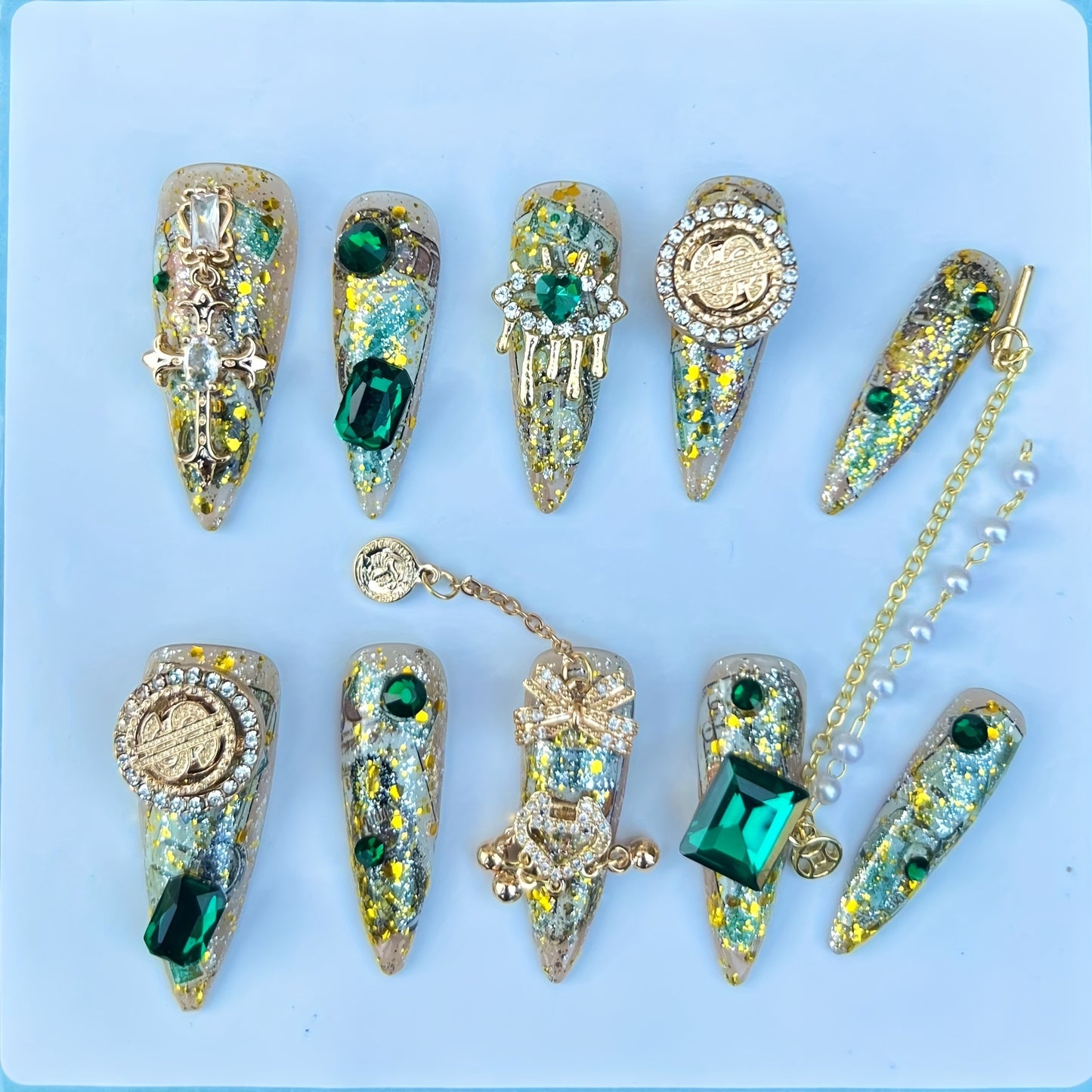 10pcs Luxury Golden Almond Press-On Nails Set