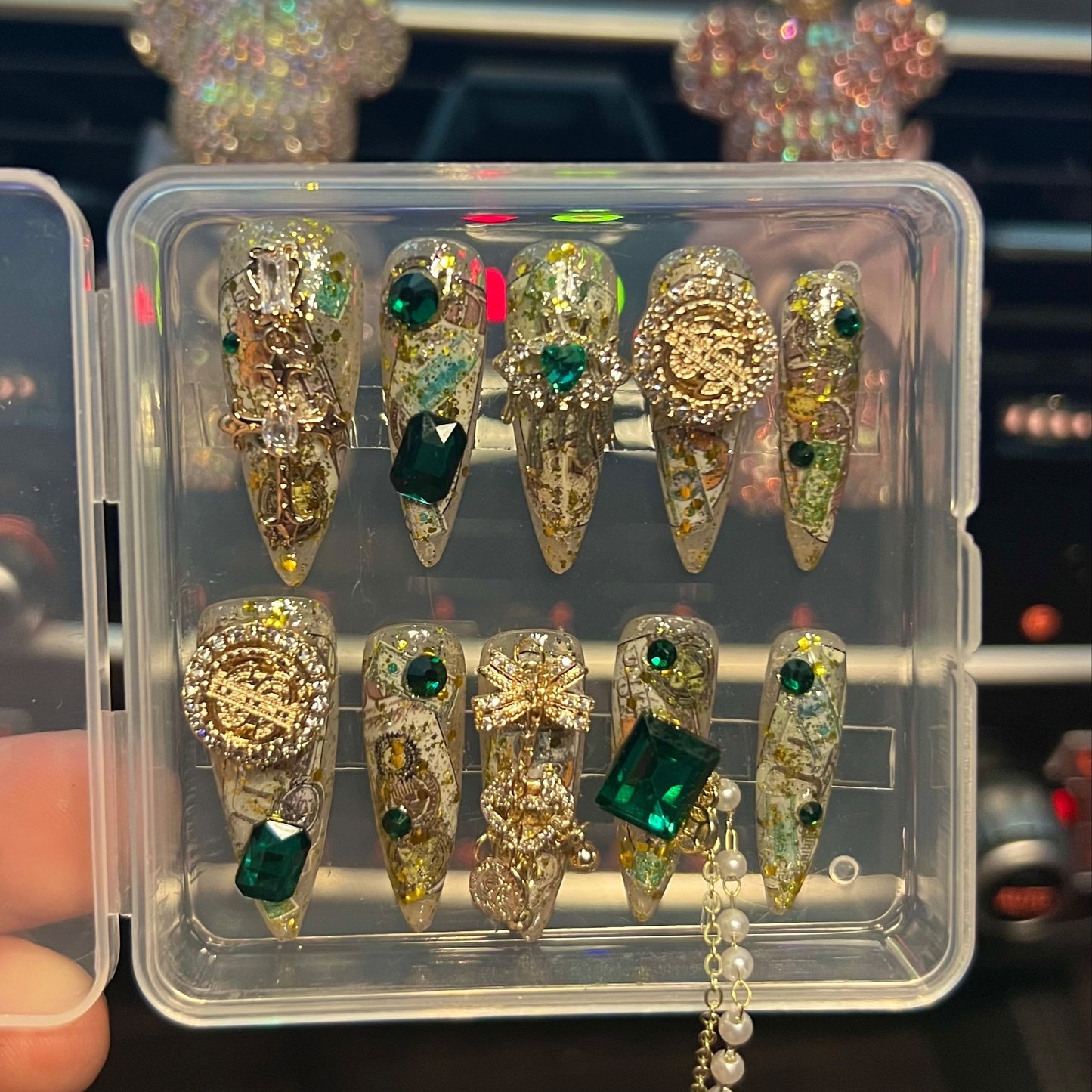 10pcs Luxury Golden Almond Press-On Nails Set