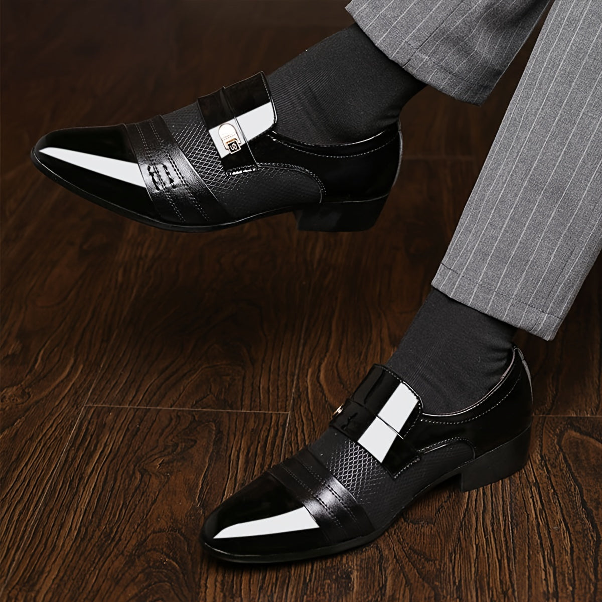 Plus Size Men's Solid Color Slip On Business Shoes
