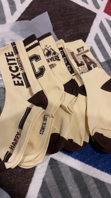 5 Pairs of Premium Men's Crew Socks