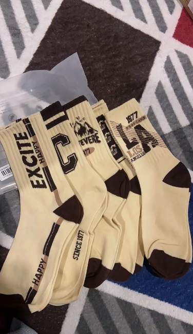 5 Pairs of Premium Men's Crew Socks