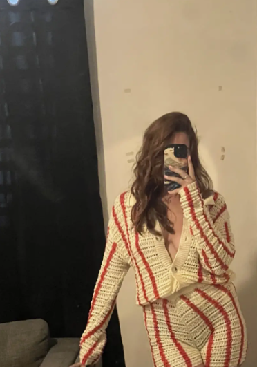 Two-Piece Color Knitted Pantsuit - Women's High Waist Shorts Outfits