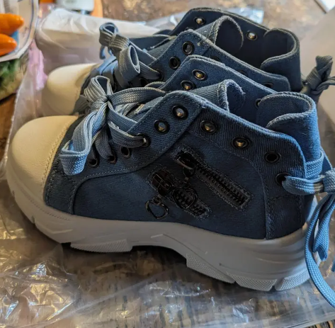 Womens Canvas Platform Sneakers