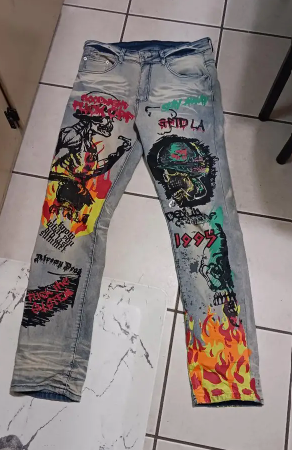 Trendy Distressed Jeans