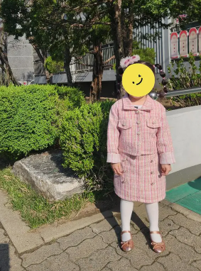 2 Pieces Little Girl's Cardigan Set