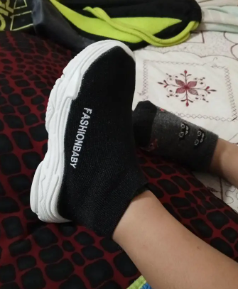 Boys Mid-Top Breathable Fabric Slip-On Sneakers