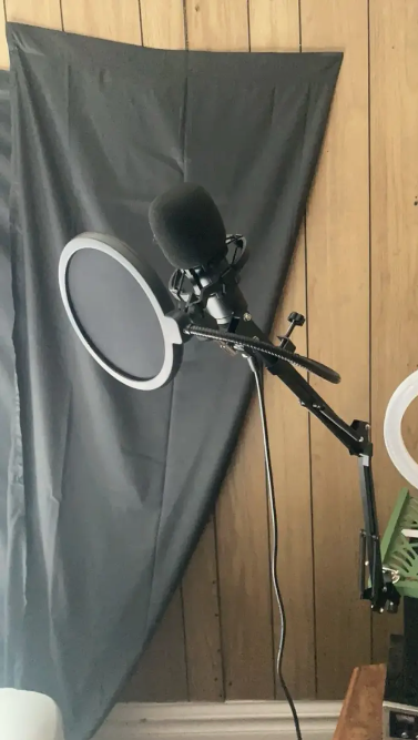 Professional Podcasting Kit