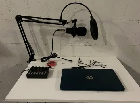 Professional Podcasting Kit
