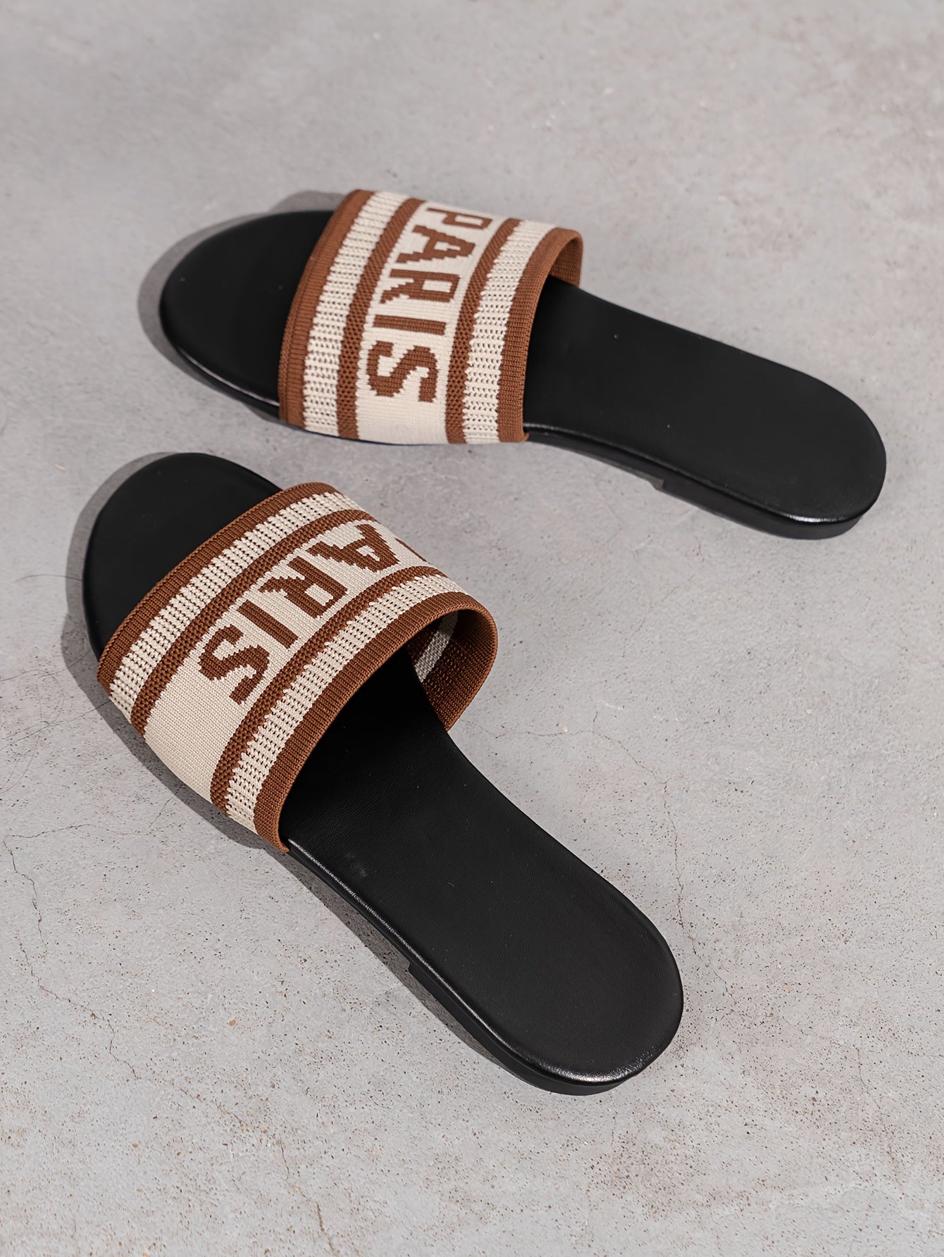 Womens Letter Print Slides - Ultra-Lightweight & Effortlessly Chic