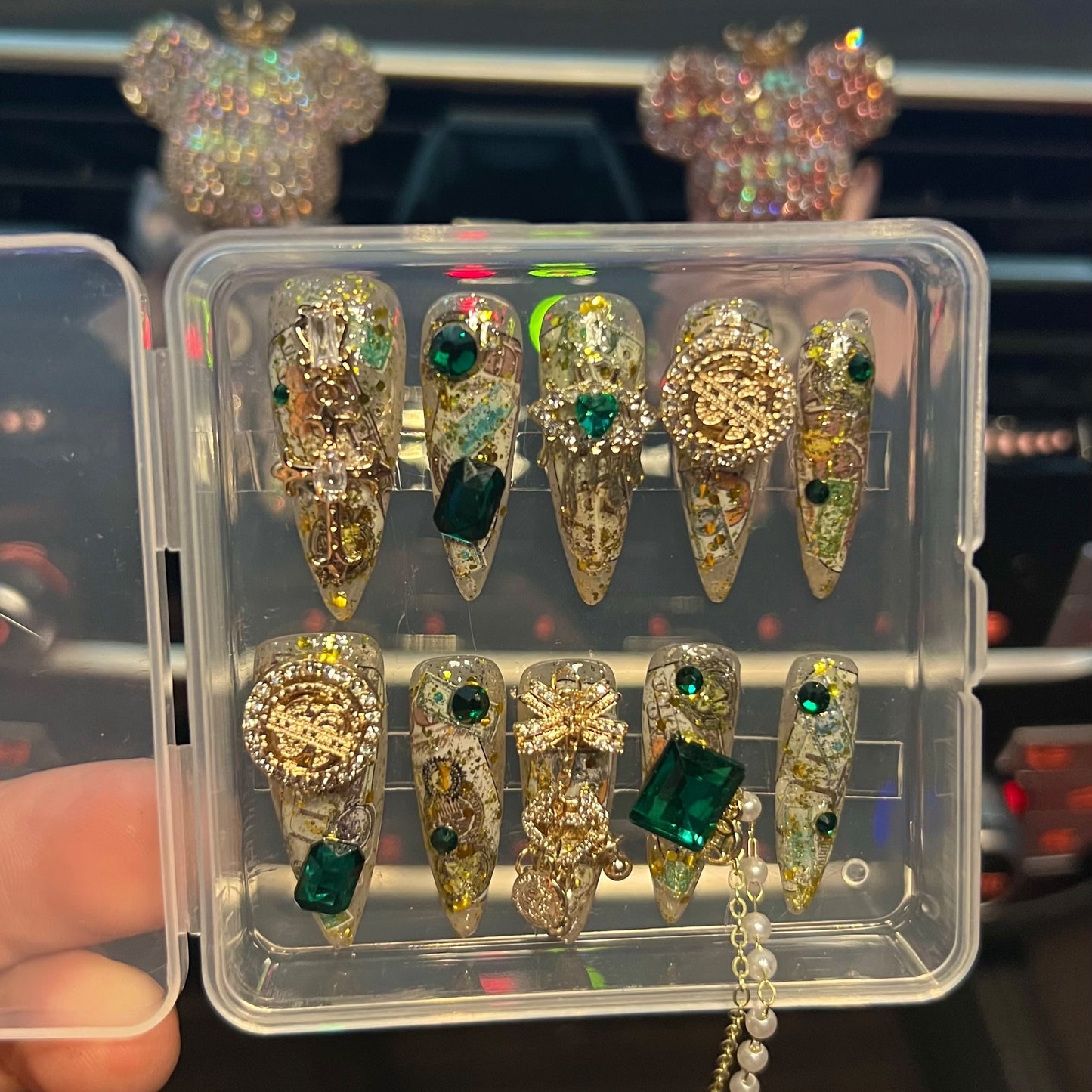 10pcs Luxury Golden Almond Press-On Nails Set