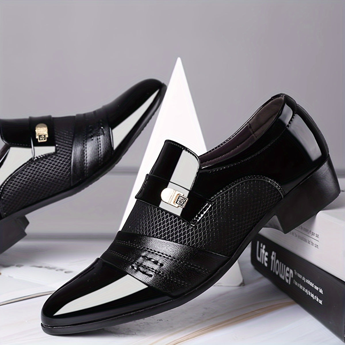 Plus Size Men's Solid Color Slip On Business Shoes